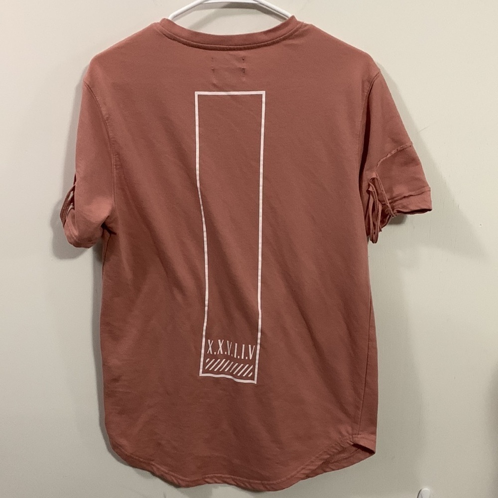 Carbon Short Sleeve top - good condition, Size small, sweatshirt type fabric - Picture 2 of 5